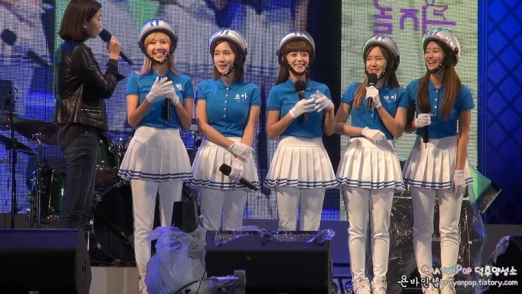 131008 크레용팝(Crayon Pop) 빠빠빠 장윤주의 옥탑방라디오 공개방송 직캠 by 욘바인.jpg