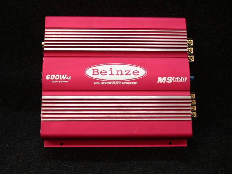 BEINZE 500W D類擴大機-正面.jpg