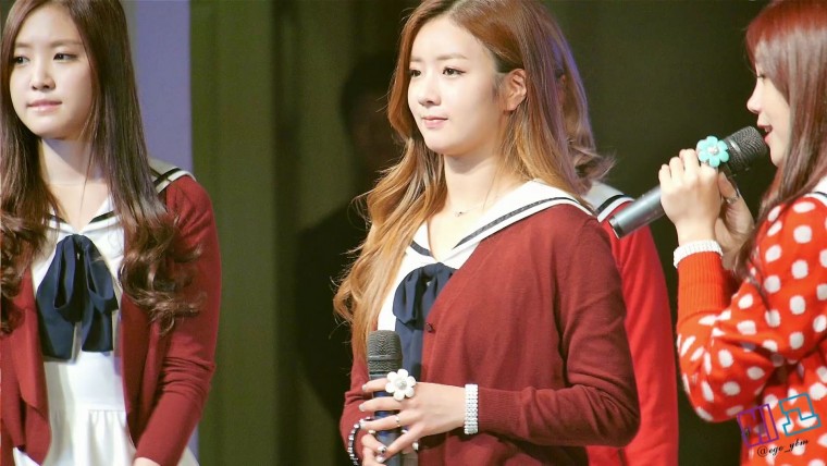 (직캠FanCam)[에이핑크(Apink)] 131101 윤보미(Yoon Bo-Mi) - Lovely Day [Daegu Scie.jpg