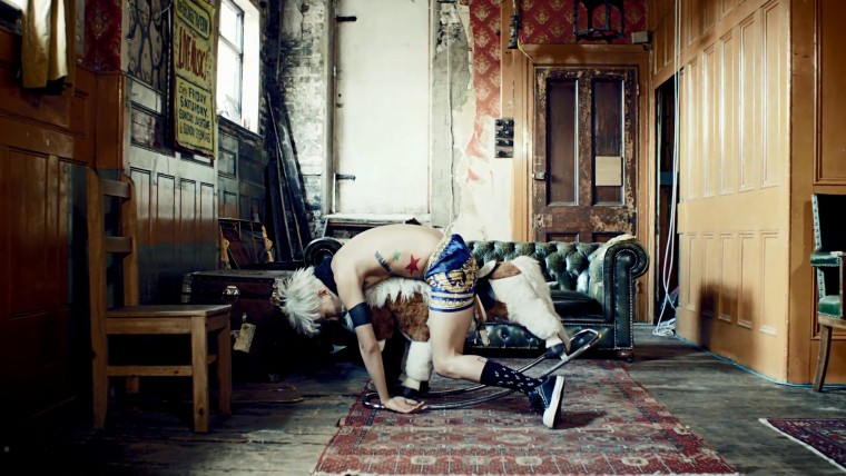 G-Dragon - CROOKED (Melon1080P).mp4_20131024_011414.731.jpg