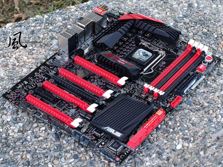 AR6E03.jpg