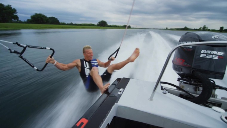 [4K超清演示片] 滑水运动.mp4_000118.382.jpg