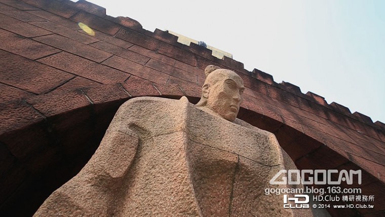 5D2.Still016 copy.jpg