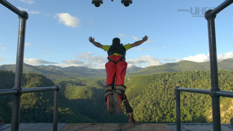 [三星.4K.演示片] 俯冲新世界UHD_PQ_Dive_to_New_World.ts_000021.896.jpg