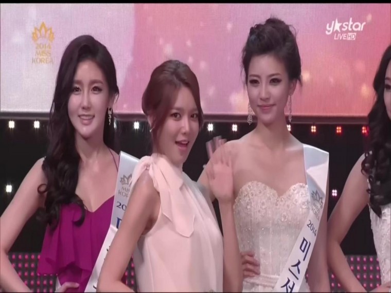 140715.Y-STar.2014.Miss.Korea.SooYoung.(MC).Cut.HDMI.1080i.MPG2.PCM.2CH.By.BJ완.jpg