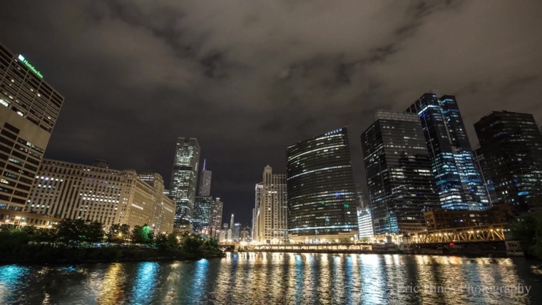 [4K超清演示片] 芝加哥城市景观.mp4_20140822_164206.296.jpg