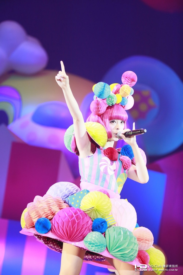 きゃりーぱみゅぱみゅ 2014 JAPAN ARENA TOUR からふるぱにっくTOY BOX.jpg