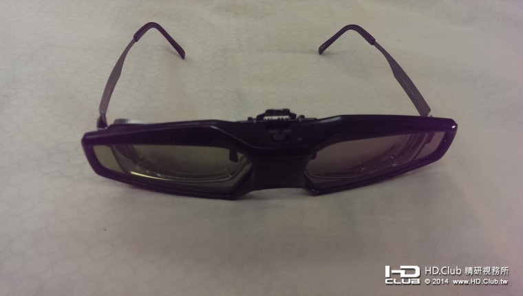 夾在我的眼鏡上的情形