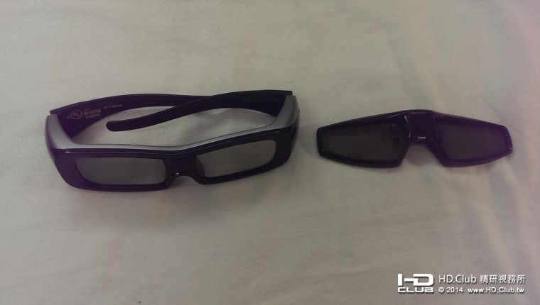 左邊是原廠, 右邊是這次的主角