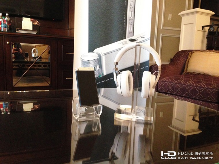 002 两款新品亮相.jpg