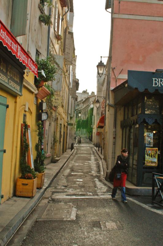 Arles-Street in the morning.jpg