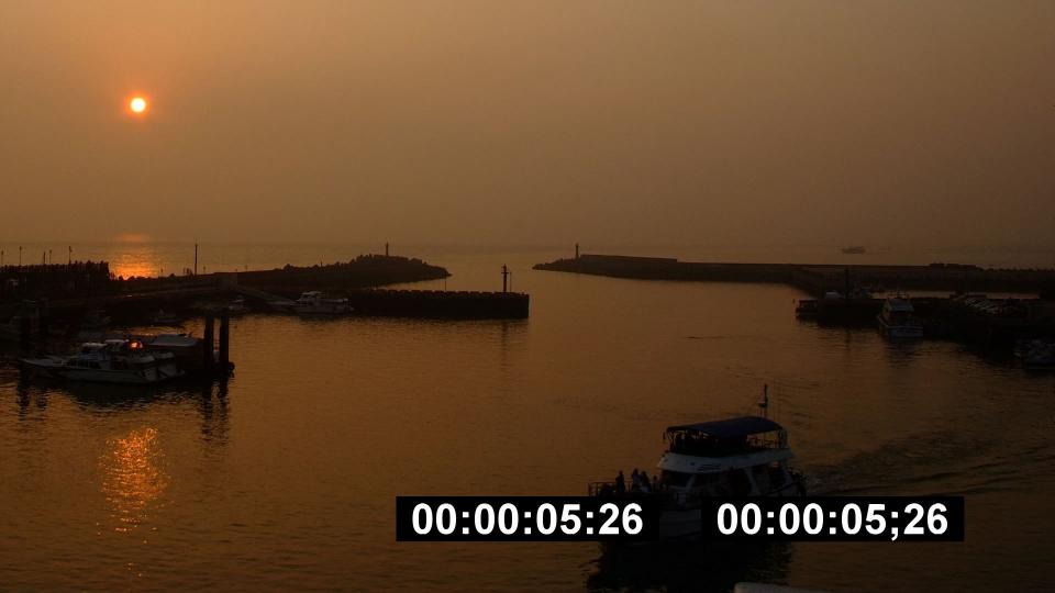 Still0212_00001.jpg