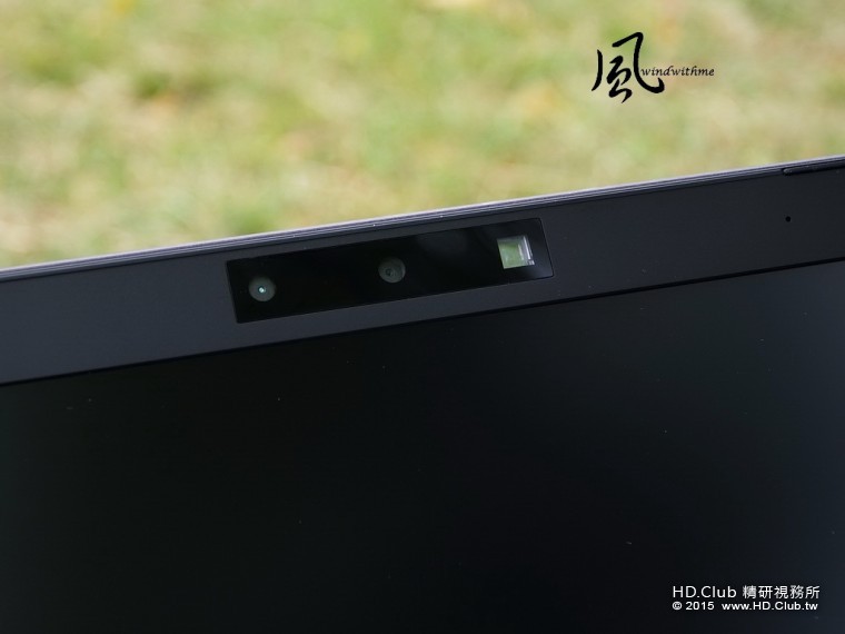 AN551JB09.jpg