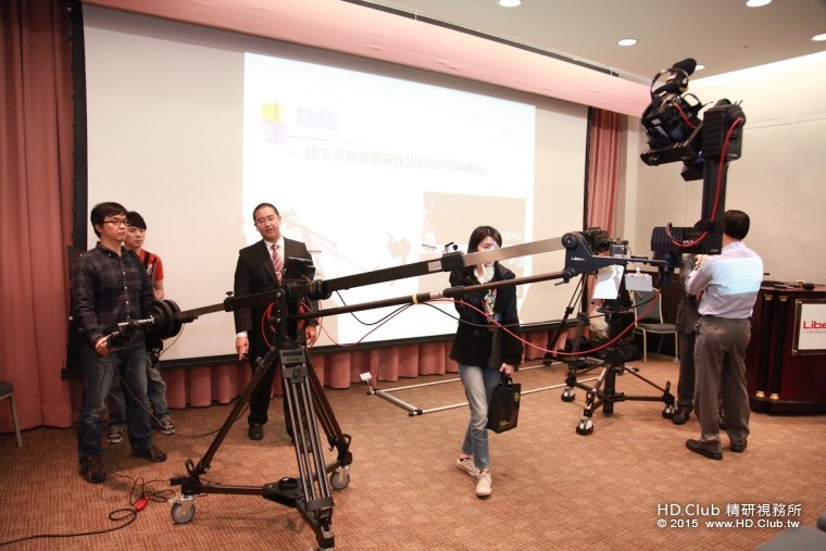 [圖說2-2] 2015 Libec 新品發表會現場同步展出日劇拍攝必用SWIFT JIB50搖臂與操作技巧.jpg