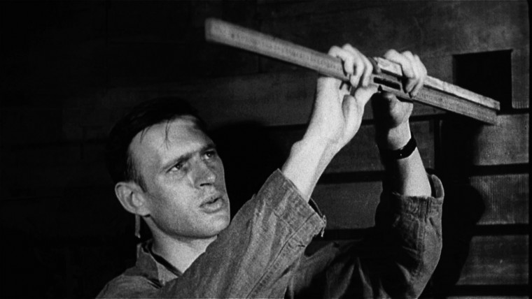 尘封核爆 Trinity.And.Beyond.1995 01.jpg