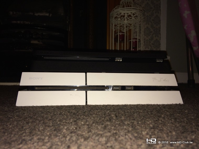 PS4-Slim_08-21-16_016.jpg