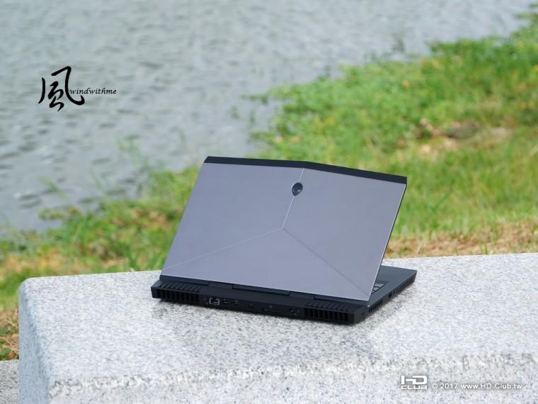 DA13R301.JPG