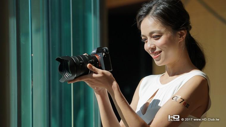 Sony 全新 FE 24-105mm F4 G OSS 不僅鏡身輕巧，更承襲 G 鏡頭基因打造柔美散景.jpg.jpg