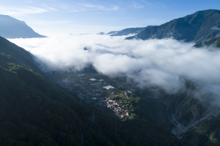 雲海下的利稻