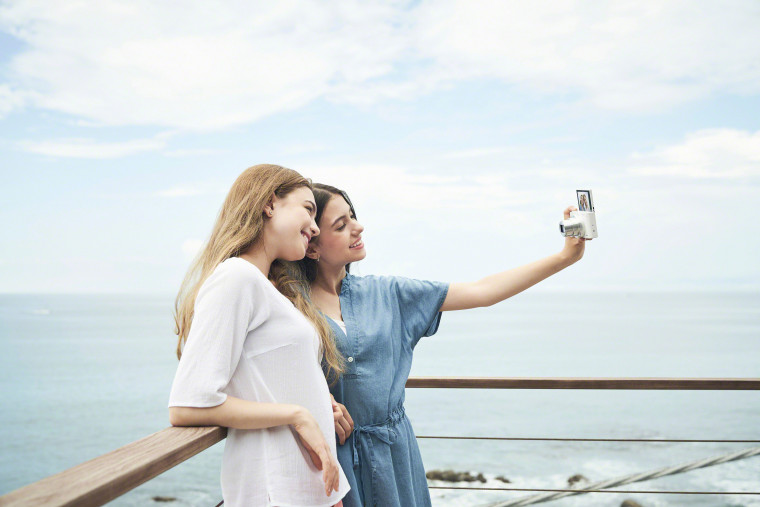 Sony_DSC-HX99_DSC-WX800 (4).jpg