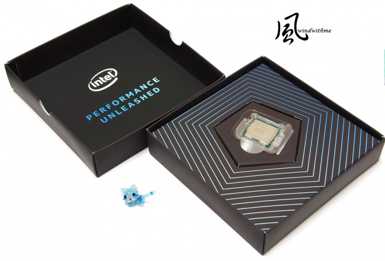 I9900K03.JPG
