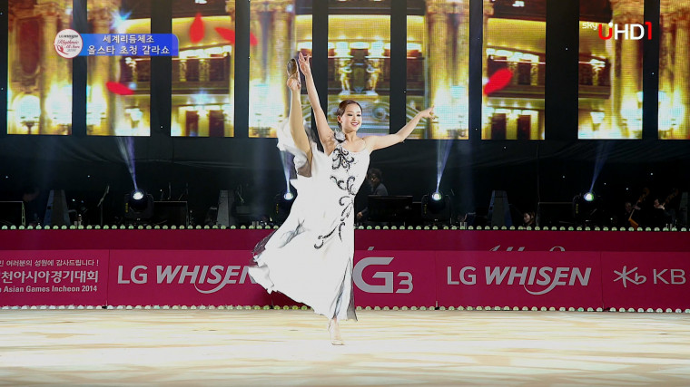 [SkyUHD.4K.现场] 全明星选手邀请表演 第1部 2160p UHDTV AAC 2.0 HEVC_60fps_10bit.t.jpg