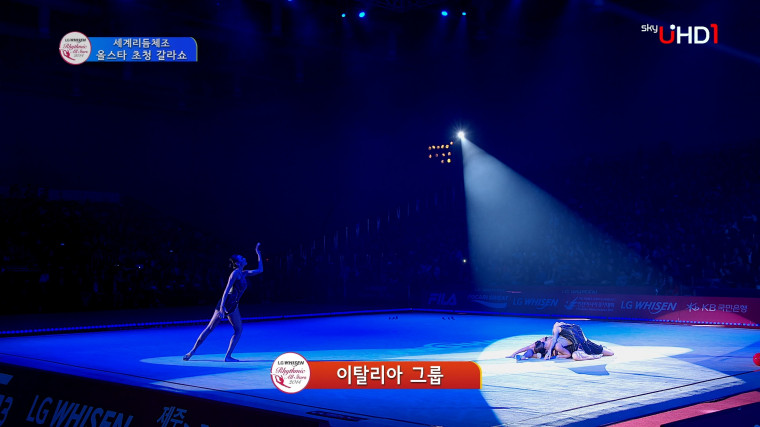 [SkyUHD.4K.现场] 全明星选手邀请表演 第1部 2160p UHDTV AAC 2.0 HEVC_60fps_10bit.t.jpg