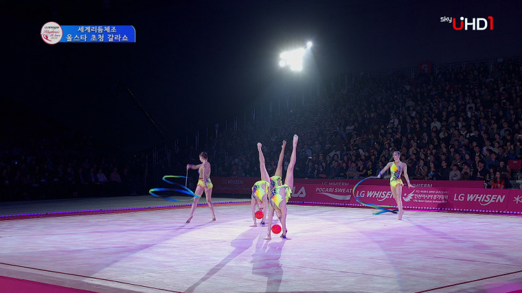 [SkyUHD.4K.现场] 全明星选手邀请表演 第1部 2160p UHDTV AAC 2.0 HEVC_60fps_10bit.t.jpg