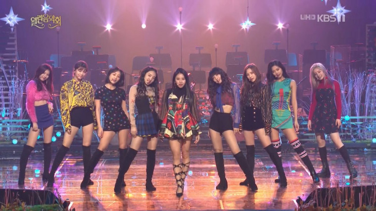 (dlvhpme3100)181202 TWICE - What is Love+Dance the Night Away+YES or YES (KBS1 O.jpg