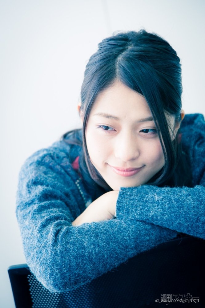 _20131228yamag_IkezawaAyaka_3_cs1e1_x1000.jpg