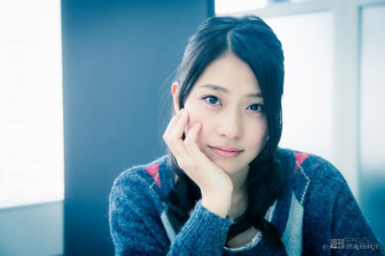 _20131228yamag_IkezawaAyaka_1_cs1e1_1000x.jpg