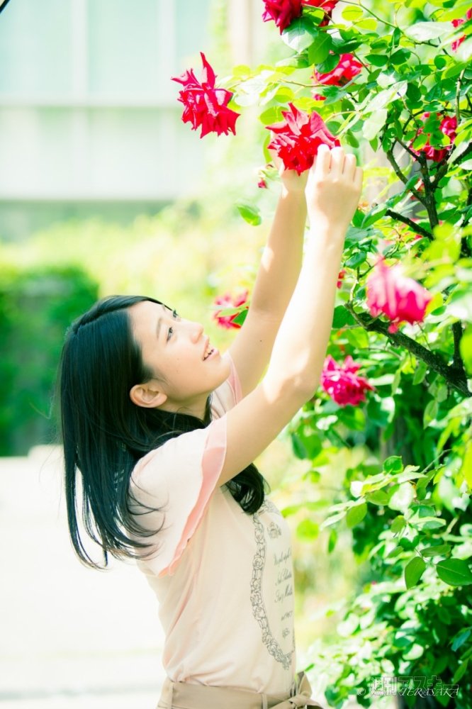 20140810yamag_IkezawaAyaka_3_cs1e1_x1000.jpg