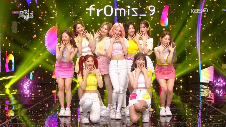 190621 KBS Music Bank fromis_9 - FUN! 1080i.IPTV.VTCrush.ts_20190622_040728.533.jpg
