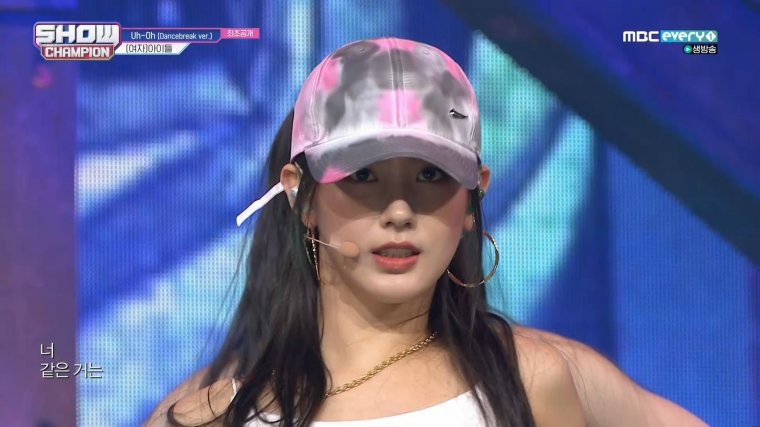 190626 MBC Show Champion (G)I-DLE) - Uh-Oh 1080i.H264.AC3-Skpb.ts_20190627_050729.978.jpg