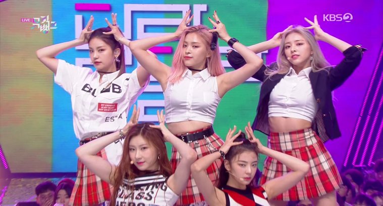 190628 KBS Music Bank ITZY - WANT IT + DALLA DALLA 1080i.H264.AC3-Luna.ts_201906.jpg