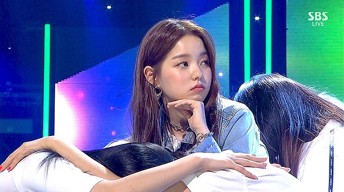 190602-SBS-Inkigayo-Rothy---BEE.ts_snapshot_00.jpg