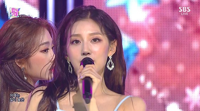 190609-SBS-Inkigayo-Lovelyz---When-We-Were-Us-(Beautiful-Days).ts_snapshot_02.jpg