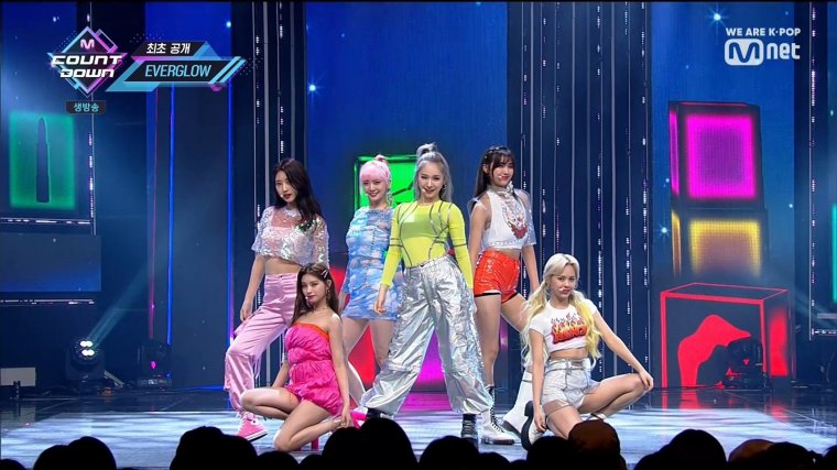 190822 Mnet M! Countdown EVERGLOW - You don't know me + Adios.ts_20190823_0.jpg