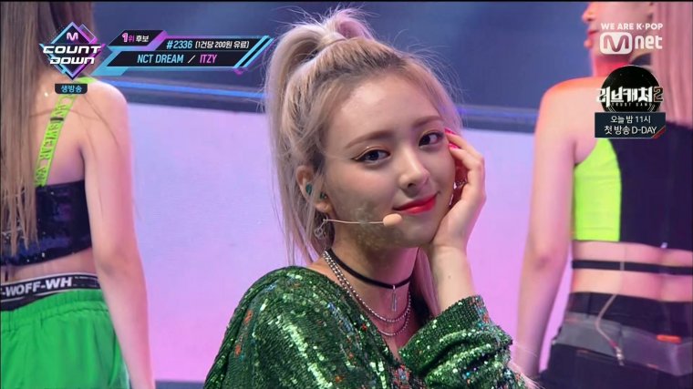 190822 Mnet M! Countdown ITZY - ICY.ts_20190823_013537.545.jpg