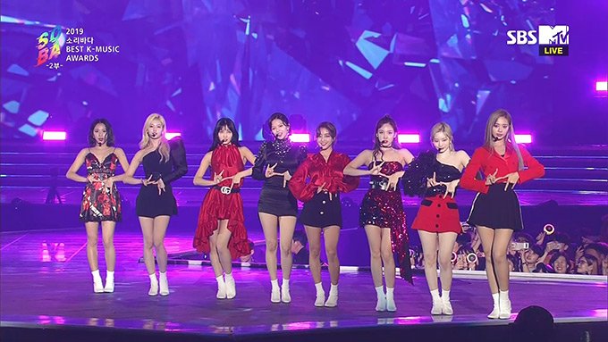 190822-SBS-2019-SORIBADA-BEST-K-MUSIC-AWARDS-TWICE---FANCY.ts_snapshot_03.jpg