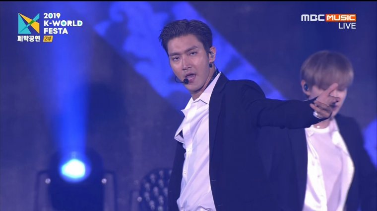 190824 MBC 2019 K-WORLD FESTA Super Juior - Black Suit + SORRY SORRY + Bonamana..jpg