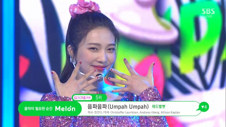 190908 SBS Inkigayo Red Velvet - Umpah Umpah (Goodbye Stage).ts_20190909_192246.268.jpg