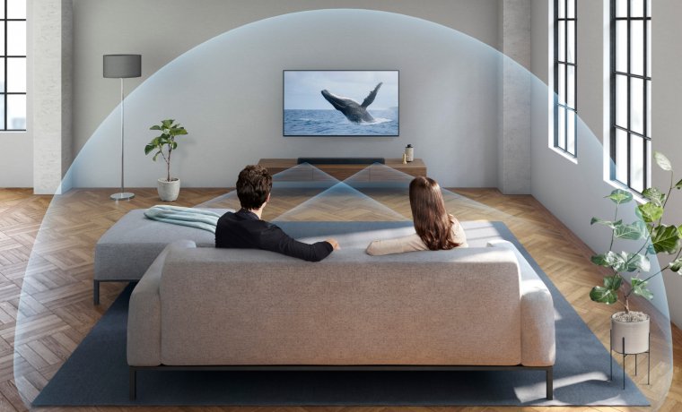 圖5) Sony HT-X8500 只要透過遙控器上的一個按鍵即可啟動垂直環繞引擎功能，將一般音.jpg