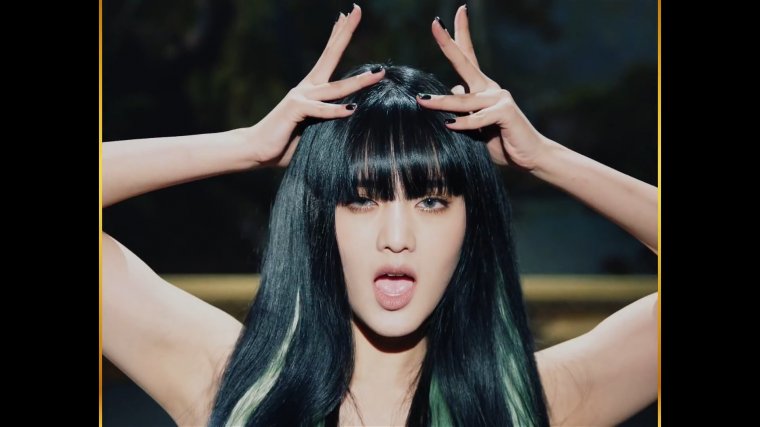 (여자)아이들((G)I-DLE) - 'LION' Official Music Video.mp4_20191104_1132.jpg