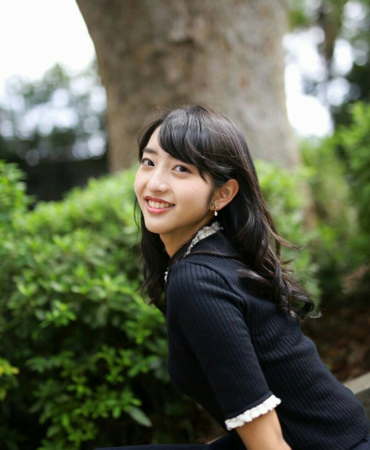 a698568458a56dc6e6d6fae2f4cdd555_1044x1266_h.jpg