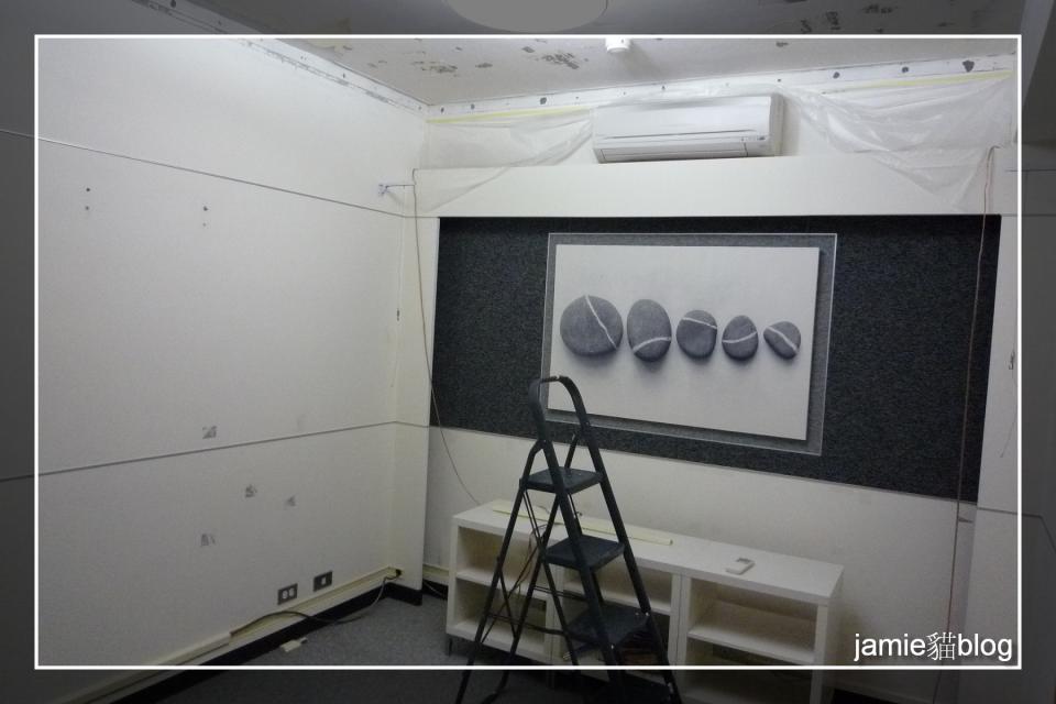 視聽室DIY改造-施工中02.jpg