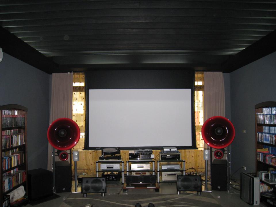 TC AV Room 7.JPG