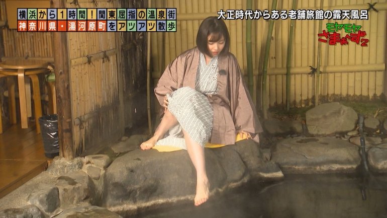 田中瞳_お尻_ワレメ_生足_エロ画像_33.jpg