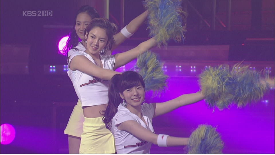 少女時代-Hey, Mickey (071230.KBS2.Song Festival).1080i[(001262)12-09-15].JPG