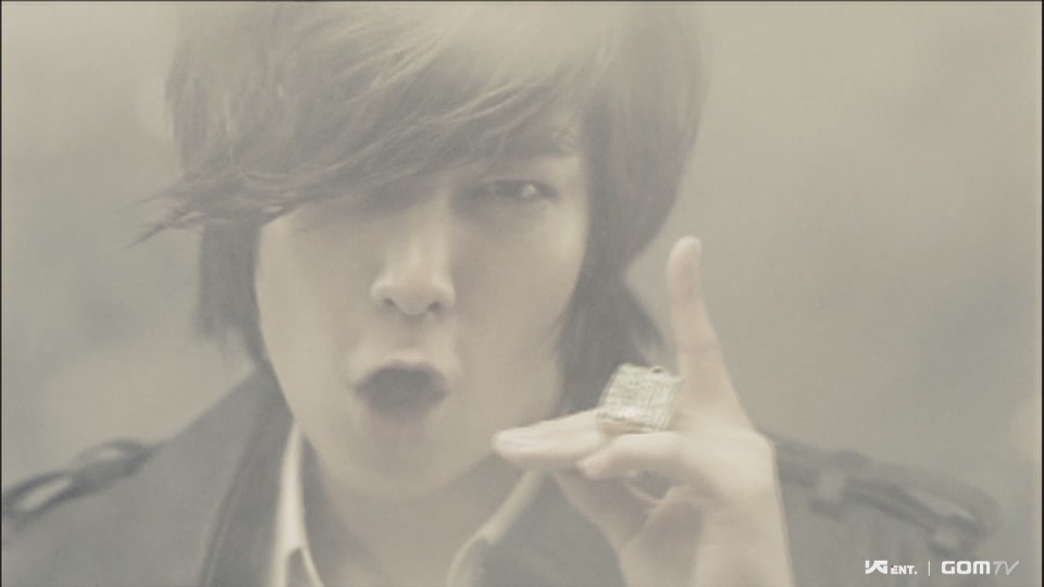 [MV] BIGBANG - Let Me Hear Your Voice[00-29-47].JPG